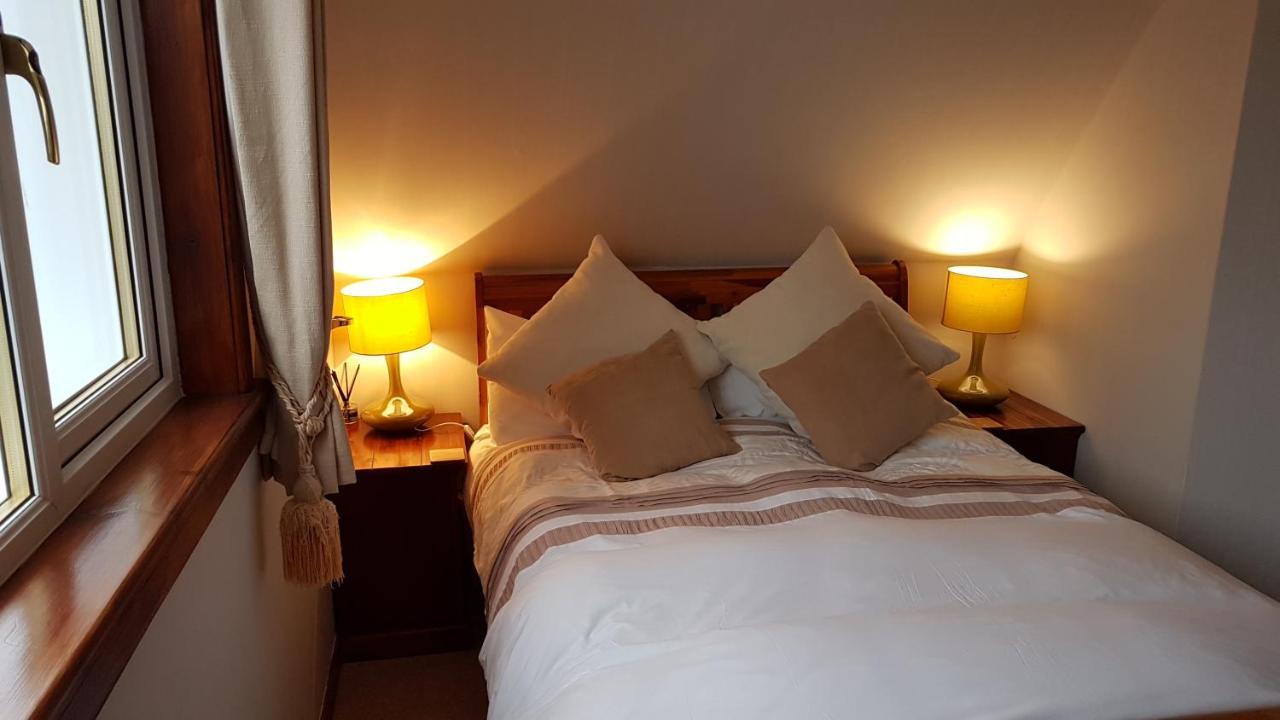 Lochview Guest House Ullapool Eksteriør billede